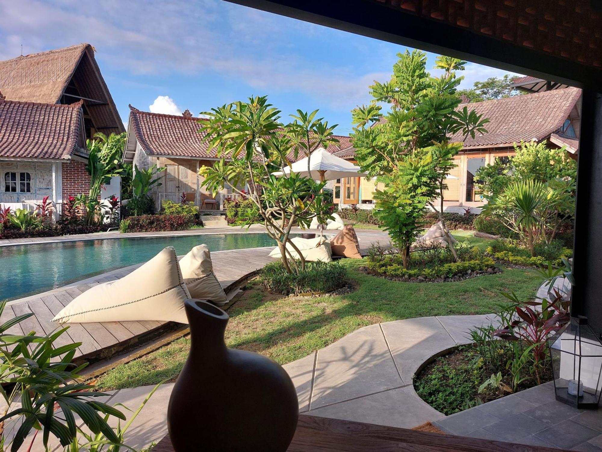 Spaces Bali Unique Boutique Hotel Munggu Chambre photo